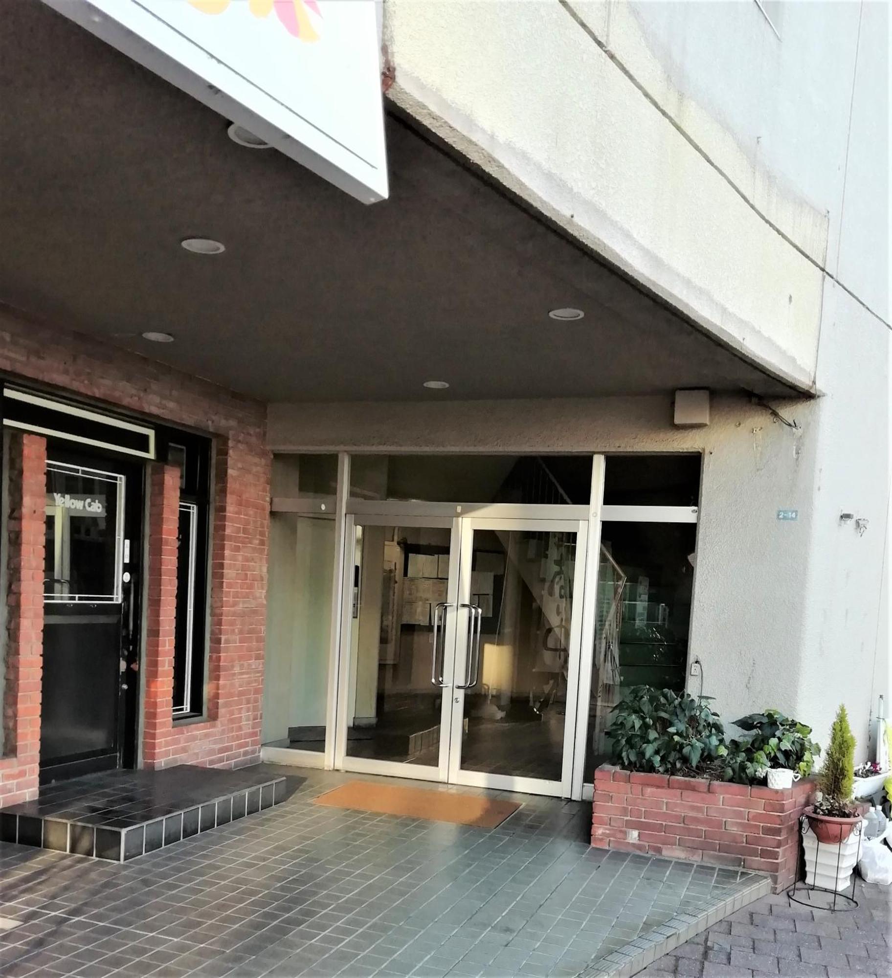 Near Tram Apartment Okayama Esterno foto